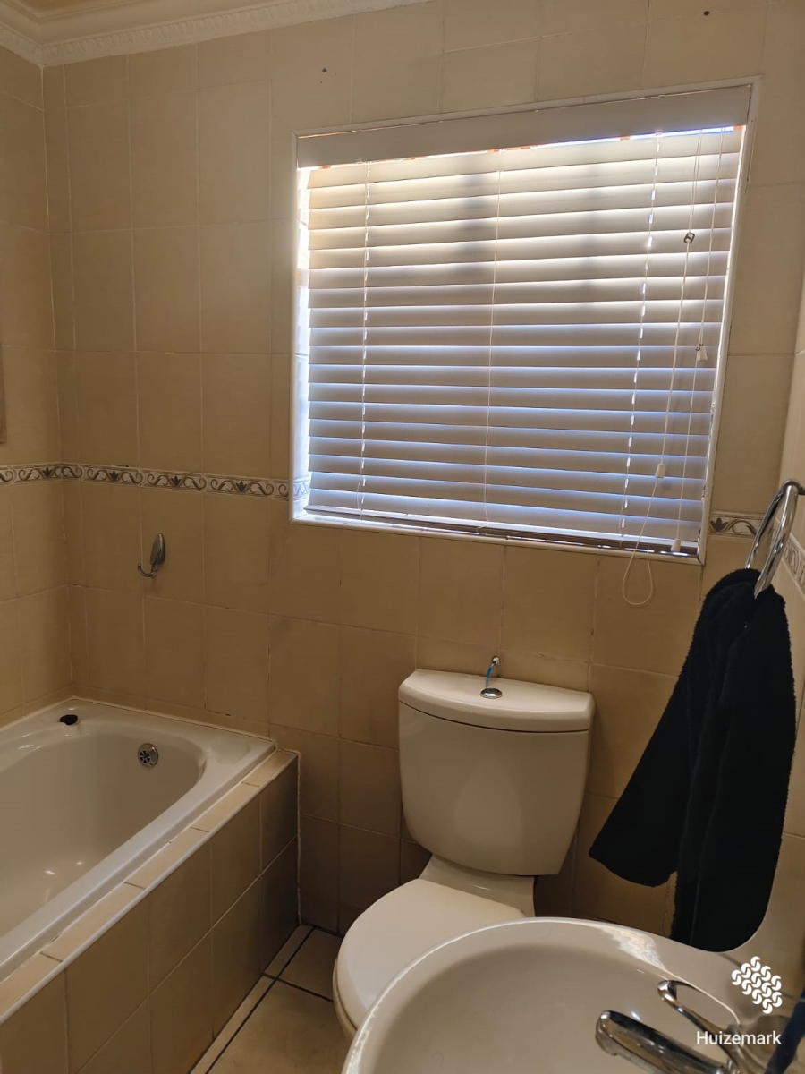 3 Bedroom Property for Sale in Vaalpark Free State